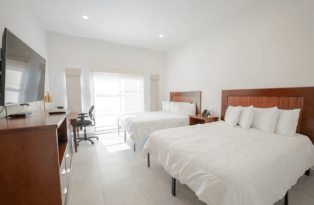 Inn at Laguna secondary bedroom with queen bed
